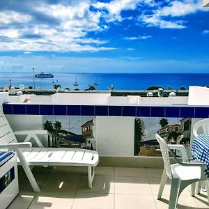 azahara-playa-las-vistas-los-cristianos.in-canary-islands.com/
