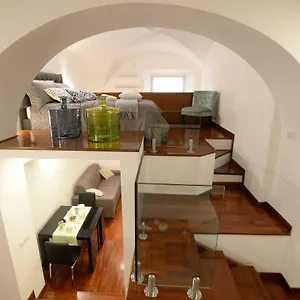  Apartment Alex