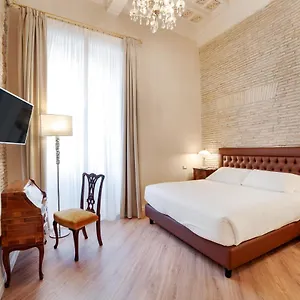 Pantheon Hedonism Appartement